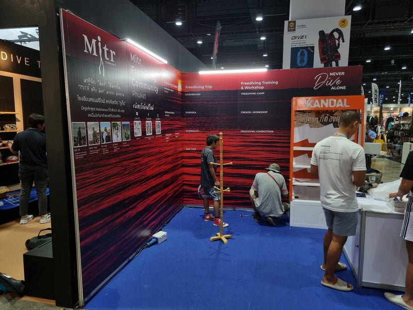 ป้ายโฟมบอร์ดติดผนังบูธงานแสดงสินค้า Expo พิมพ์คมชัด น้ำหนักเบา เหมาะสำหรับงานอีเวนต์