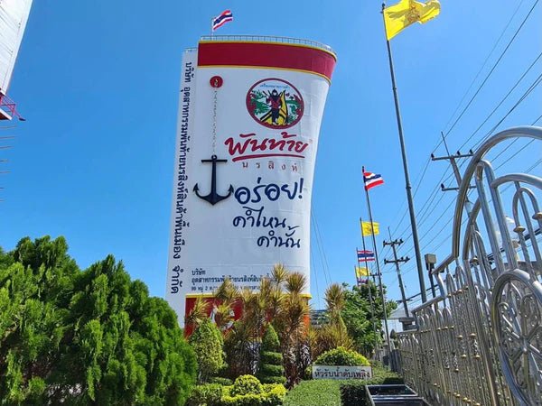 ติดสติ๊กเกอร์เปลี่ยนสีคอมโพสิต พิมพ์คมชัด สีสวย เหมาะสำหรับรีโนเวทอาคารและงานตกแต่งผนัง