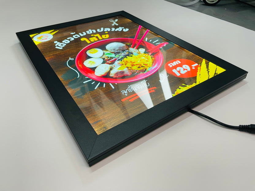 ป้ายไฟ LED Slim Lightbox ป้ายกรอบไฟแบบบาง ดีไซน์ทันสมัย สว่างคมชัด เหมาะสำหรับป้ายโฆษณา หน้าร้าน และงานโปรโมชัน