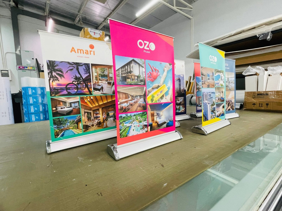 Mini Roll Up โรลอัพขนาดเล็ก น้ำหนักเบา ติดตั้งง่าย เหมาะสำหรับโปรโมชัน ร้านค้า และบูธแสดงสินค้า