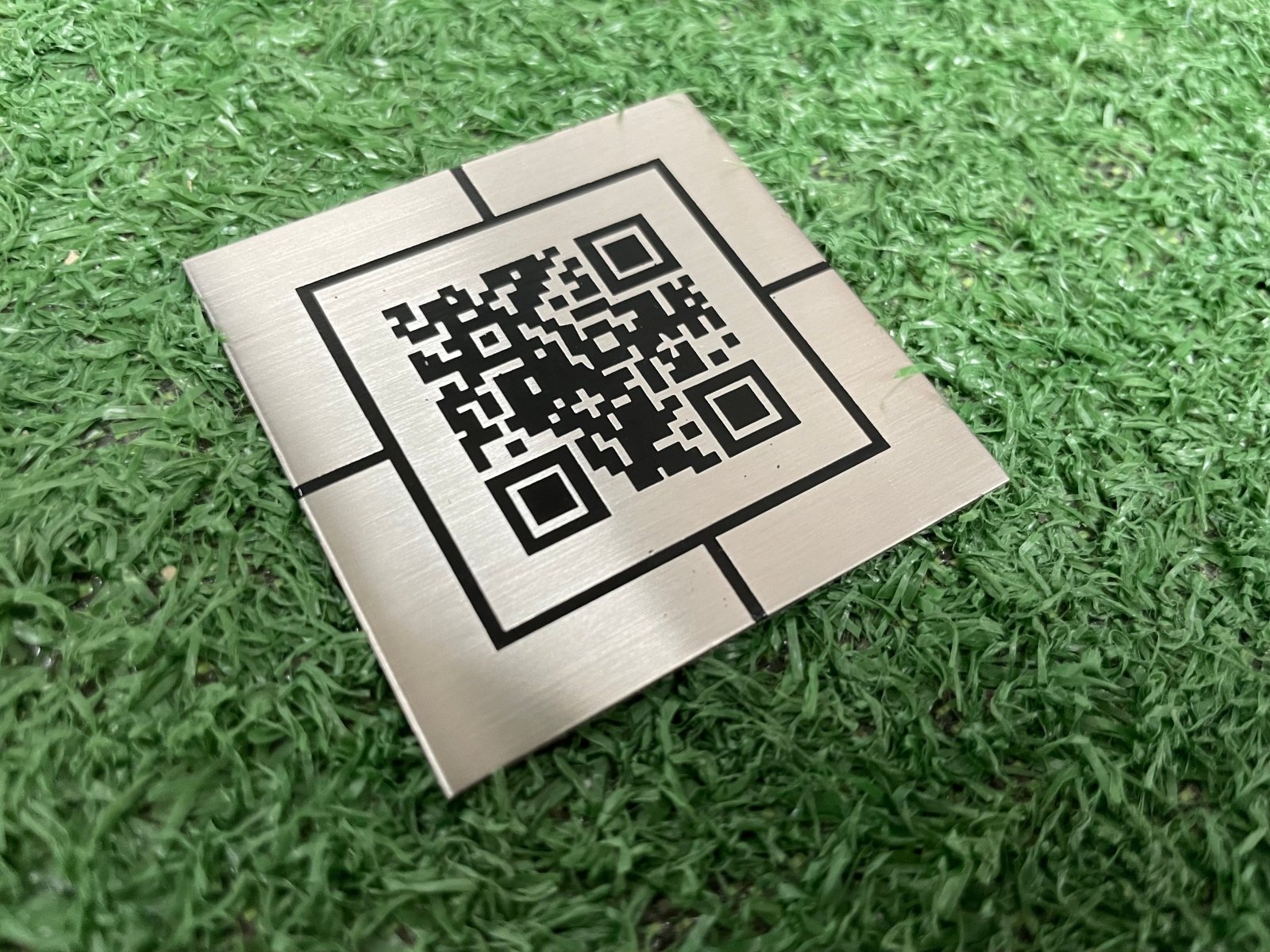 ป้ายคิวอาร์โค้ด QR Code พิมพ์คมชัด สแกนง่าย เหมาะสำหรับป้ายร้านค้า งานอีเวนต์ และโปรโมชัน