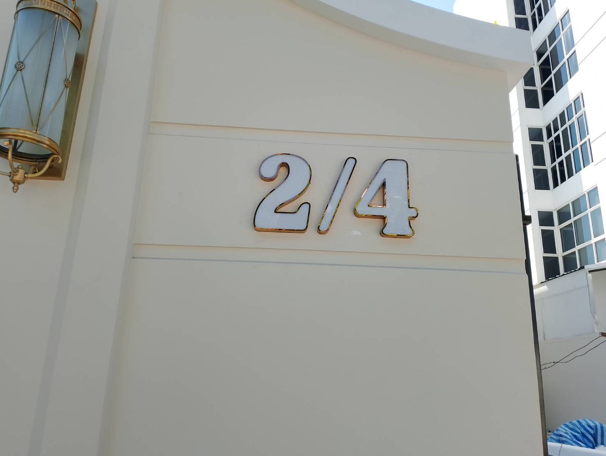 ป้ายบ้านเลขที่ และป้ายเลขที่ห้อง พิมพ์คมชัด ดีไซน์หรูหรา ทนทาน เหมาะสำหรับบ้าน อาคารชุด คอนโด และสำนักงาน