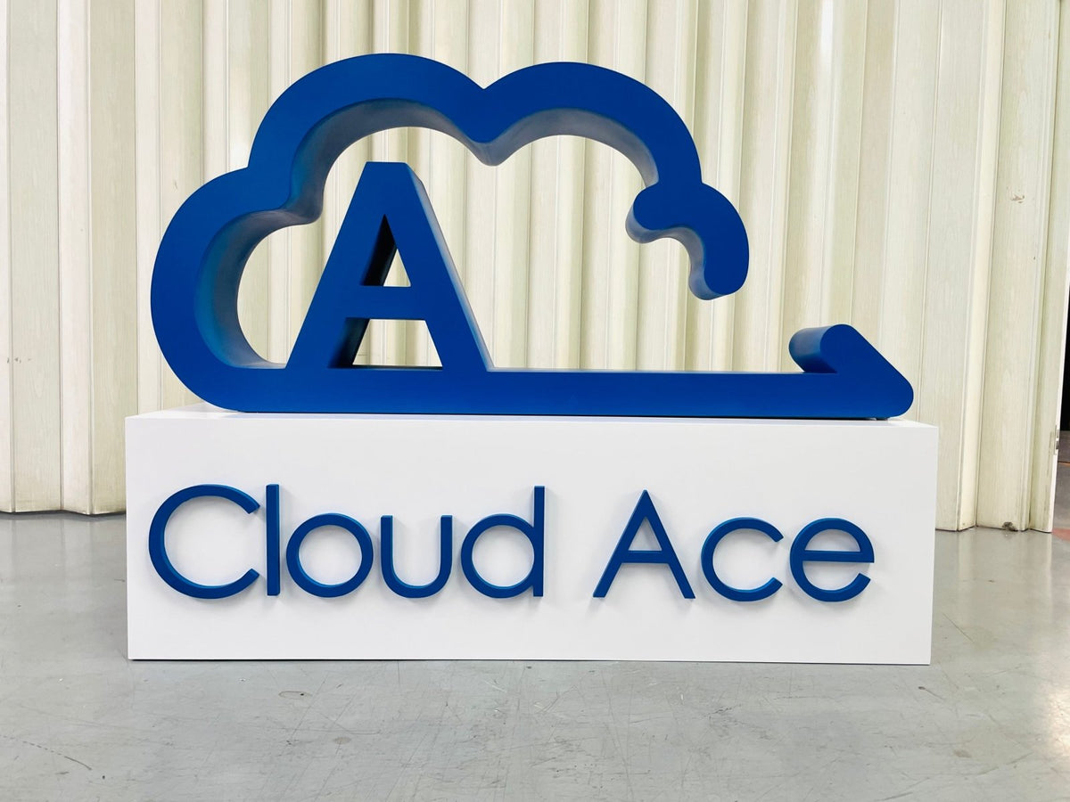 ป้ายโลโก้ตั้งพื้น และป้ายตั้งประกอบฉากถ่ายรูป ดีไซน์สวยสะดุดตา เหมาะสำหรับงานอีเวนต์ งานเปิดตัวสินค้า และการโปรโมทร้านค้า