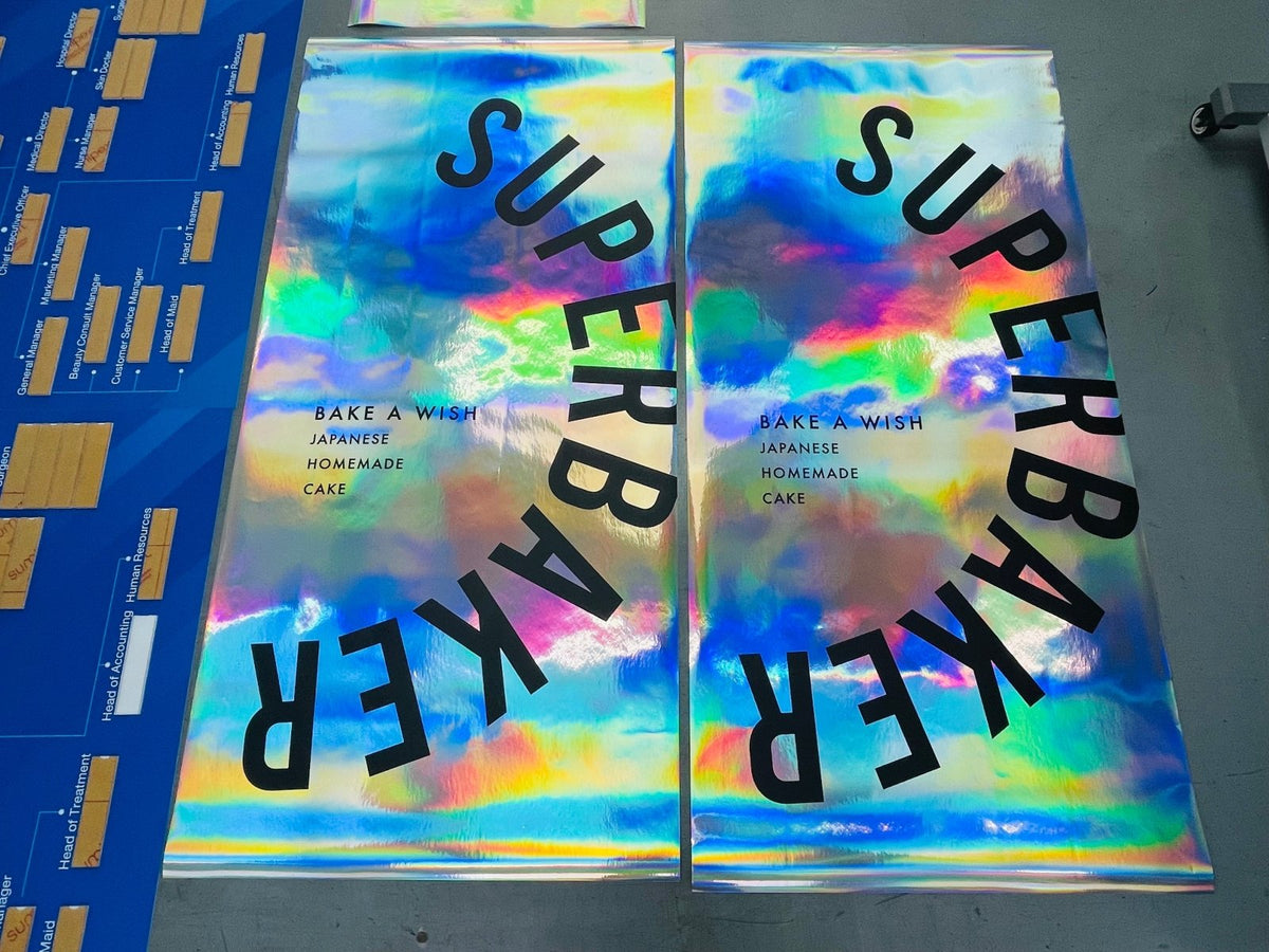 สติ๊กเกอร์โฮโลแกรม Hologram Sticker กันปลอม สะท้อนแสงหลากสี เพิ่มมูลค่าแบรนด์ เหมาะสำหรับฉลากสินค้า และงานพรีเมียม