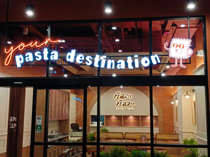 ป้ายอักษรไฟออกหน้า สว่างชัดเจน ดีไซน์โดดเด่น เหมาะสำหรับร้านค้า บริษัท และงานโฆษณา