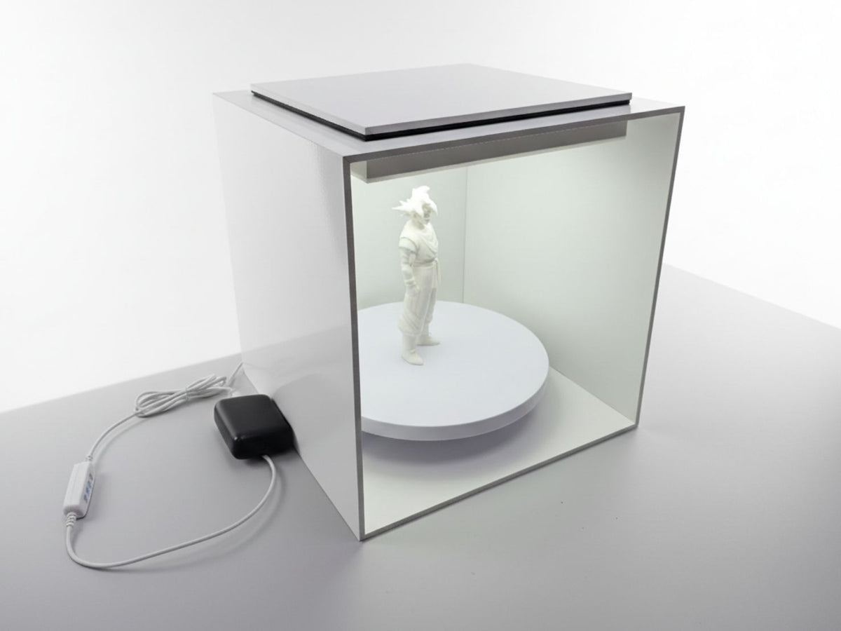 กล่องโชว์โมเดลมีไฟ LED สำหรับนักสะสม