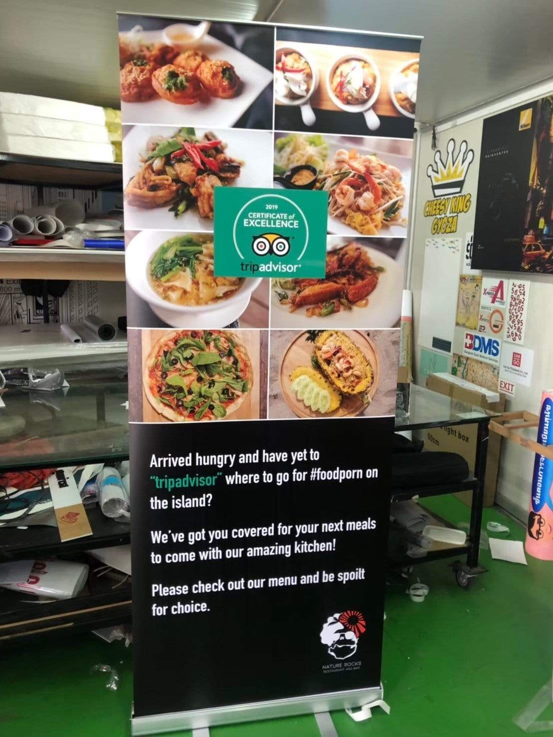 ป้ายเมนูอาหาร ป้ายราคา สำหรับติดผนังและตั้งโต๊ะ พิมพ์คมชัด ใช้งานสะดวก เหมาะสำหรับร้านอาหาร คาเฟ่ และร้านค้า