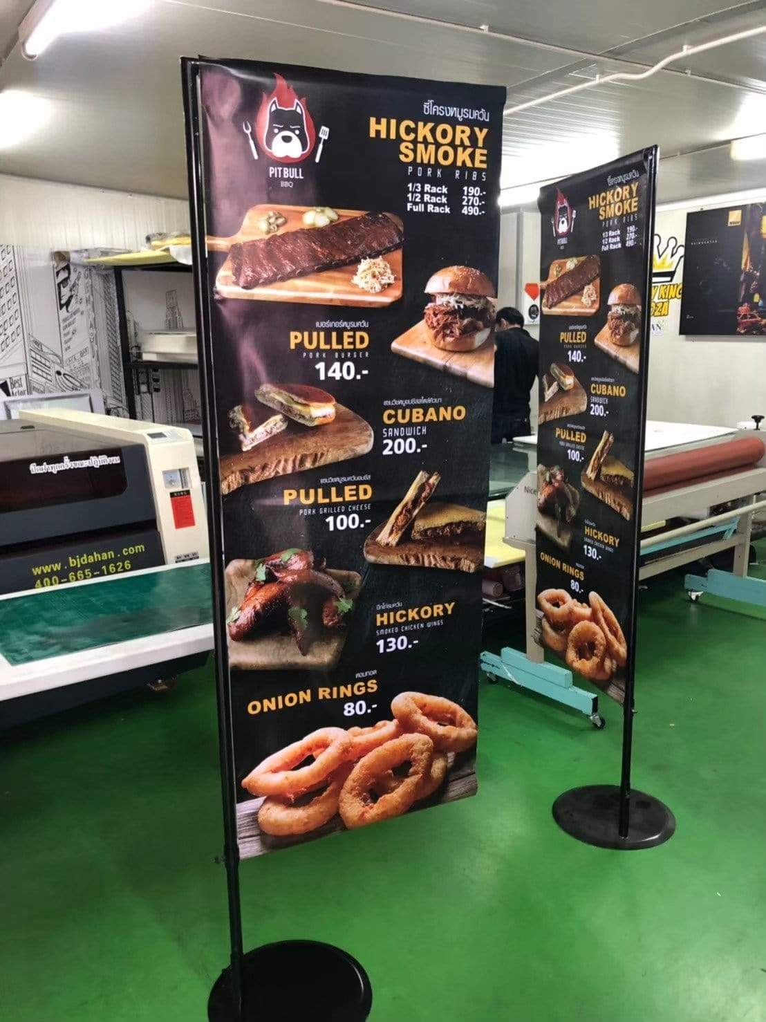 ป้ายเมนูอาหาร ป้ายราคา สำหรับติดผนังและตั้งโต๊ะ พิมพ์คมชัด ใช้งานสะดวก เหมาะสำหรับร้านอาหาร คาเฟ่ และร้านค้า