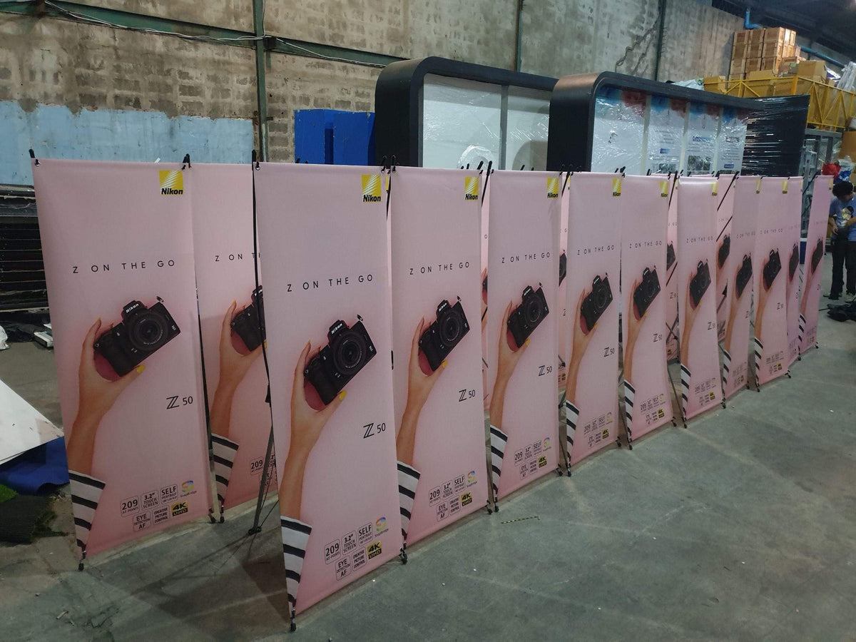 ป้ายจัดอีเว้นท์ X-Stand เอ็กซ์สแตน POSM ป้ายขาตั้ง สื่อโฆษณา ณ จุดขาย ขาตั้งแข็งแรง น้ำหนักเบา ใช้งานภายใน ราคาถูก ประหยัดงบ