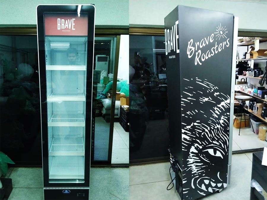 สติ๊กเกอร์ติดตู้ สติ๊กเกอร์แรพตู้ แรพอุปกรณ์ แรพเปลี่ยนสี Sticker wrap รับแรพตู้ ร้านแรพสติ๊กเกอร์