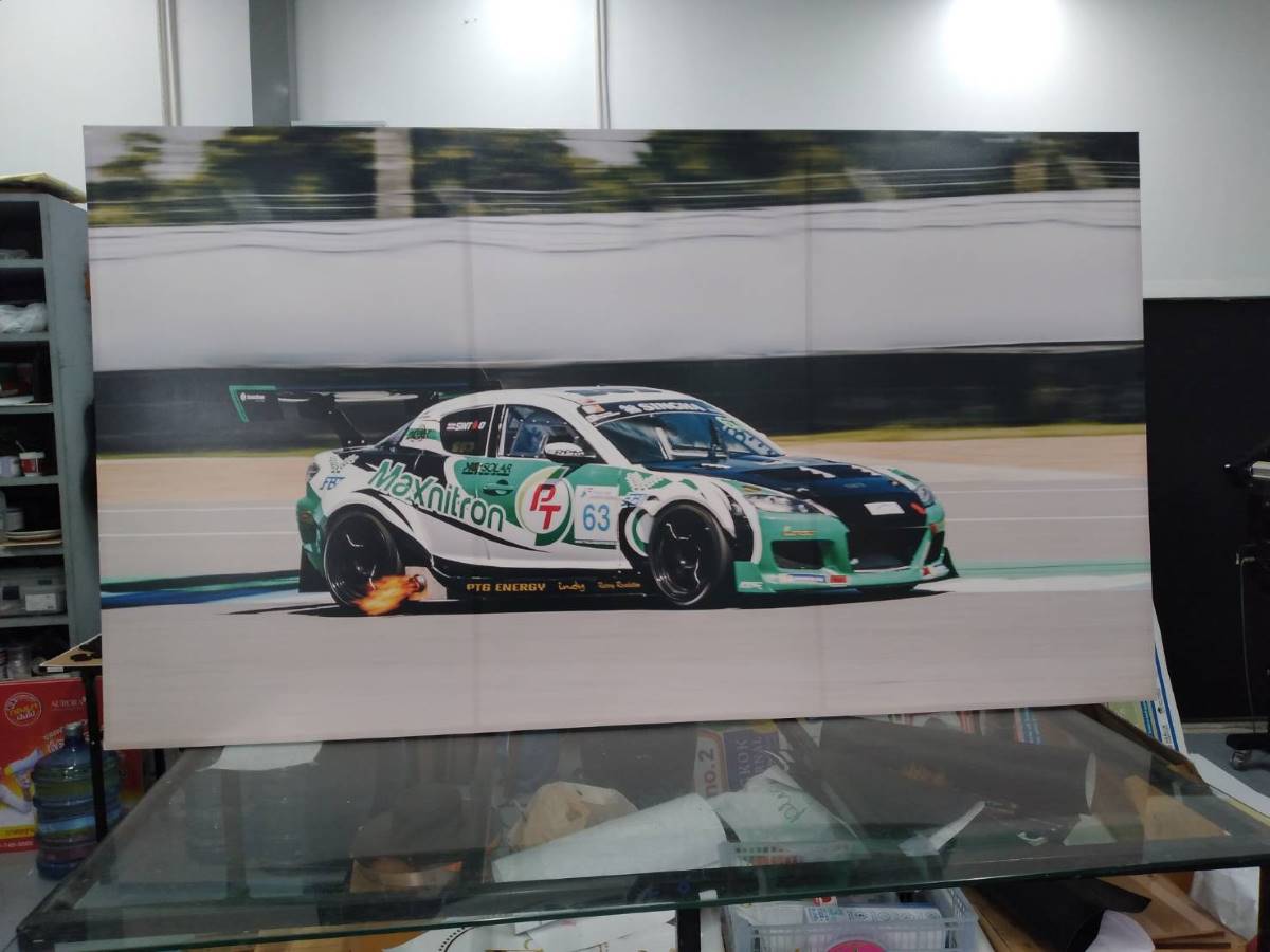 รูปติดผนัง ภาพแคนวาส และรูปกรอบลอย พิมพ์คมชัด สีสวยทนทาน เหมาะสำหรับตกแต่งบ้าน ร้านค้า และออฟฟิศ