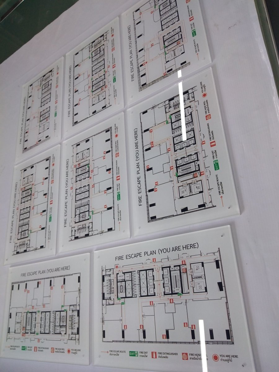 ป้ายหน้าห้อง ป้ายห้องประชุม และป้ายแผนก ดีไซน์เรียบหรู พิมพ์คมชัด เหมาะสำหรับอาคารสำนักงาน โรงเรียน และโรงพยาบาล