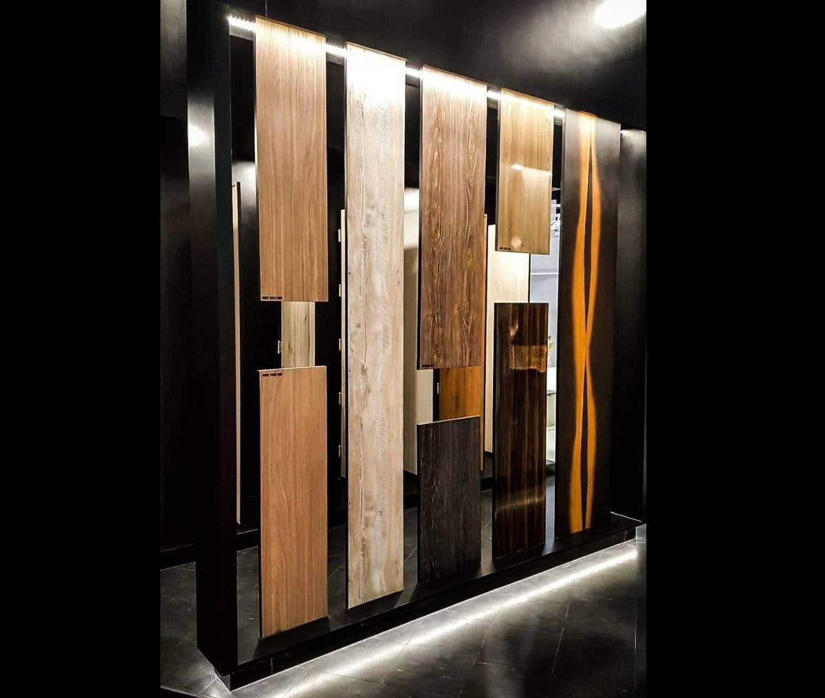 รับทำบูธแสดงสินค้า บูธออกงานอีเวนต์ และบูธ Expo ดีไซน์สวย พิมพ์คมชัด โครงสร้างแข็งแรง เหมาะสำหรับงานโปรโมชันและนิทรรศการ