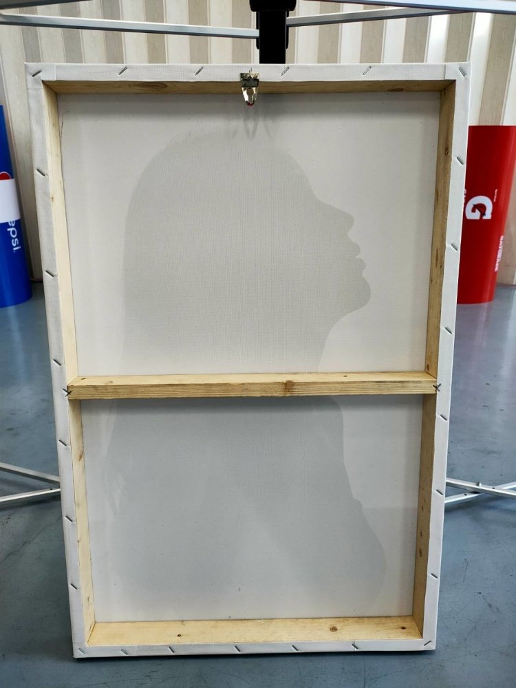 รูปติดผนัง ภาพแคนวาส และรูปกรอบลอย พิมพ์คมชัด สีสวยทนทาน เหมาะสำหรับตกแต่งบ้าน ร้านค้า และออฟฟิศ