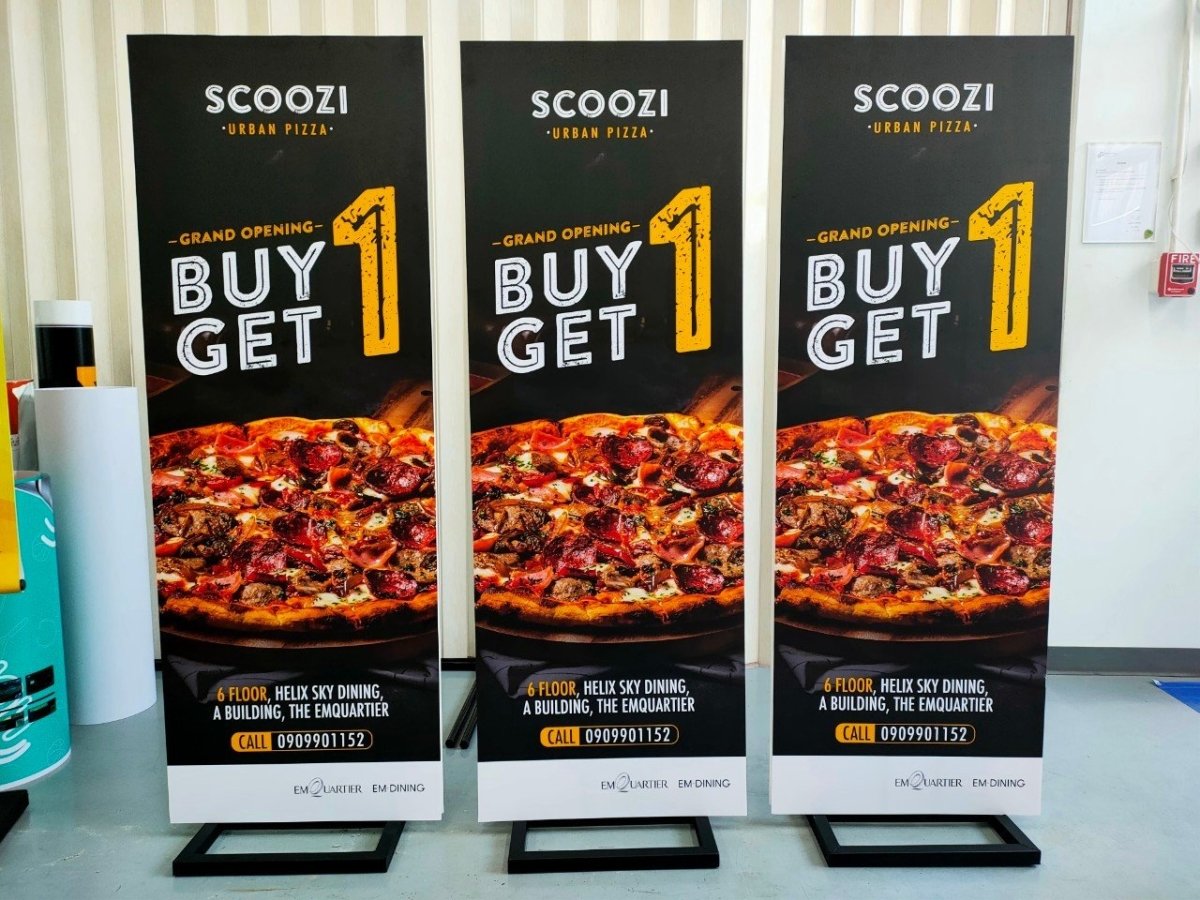 ป้ายตั้งฟิวเจอร์บอร์ด พร้อมโครงเหล็ก แข็งแรง ทนทาน พิมพ์คมชัด เหมาะสำหรับงานอีเวนต์ โปรโมชัน และป้ายโฆษณากลางแจ้ง