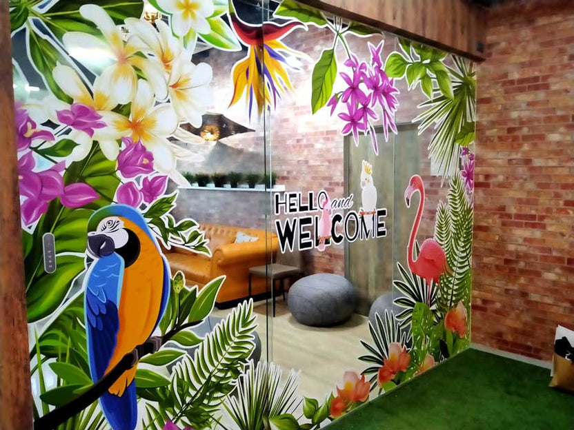 สติ๊กเกอร์ติดกระจก ทึบแสง กันแดด และโปร่งแสง พิมพ์คมชัด ช่วยลดแสงแดด เพิ่มความเป็นส่วนตัว เหมาะสำหรับอาคารและร้านค้า