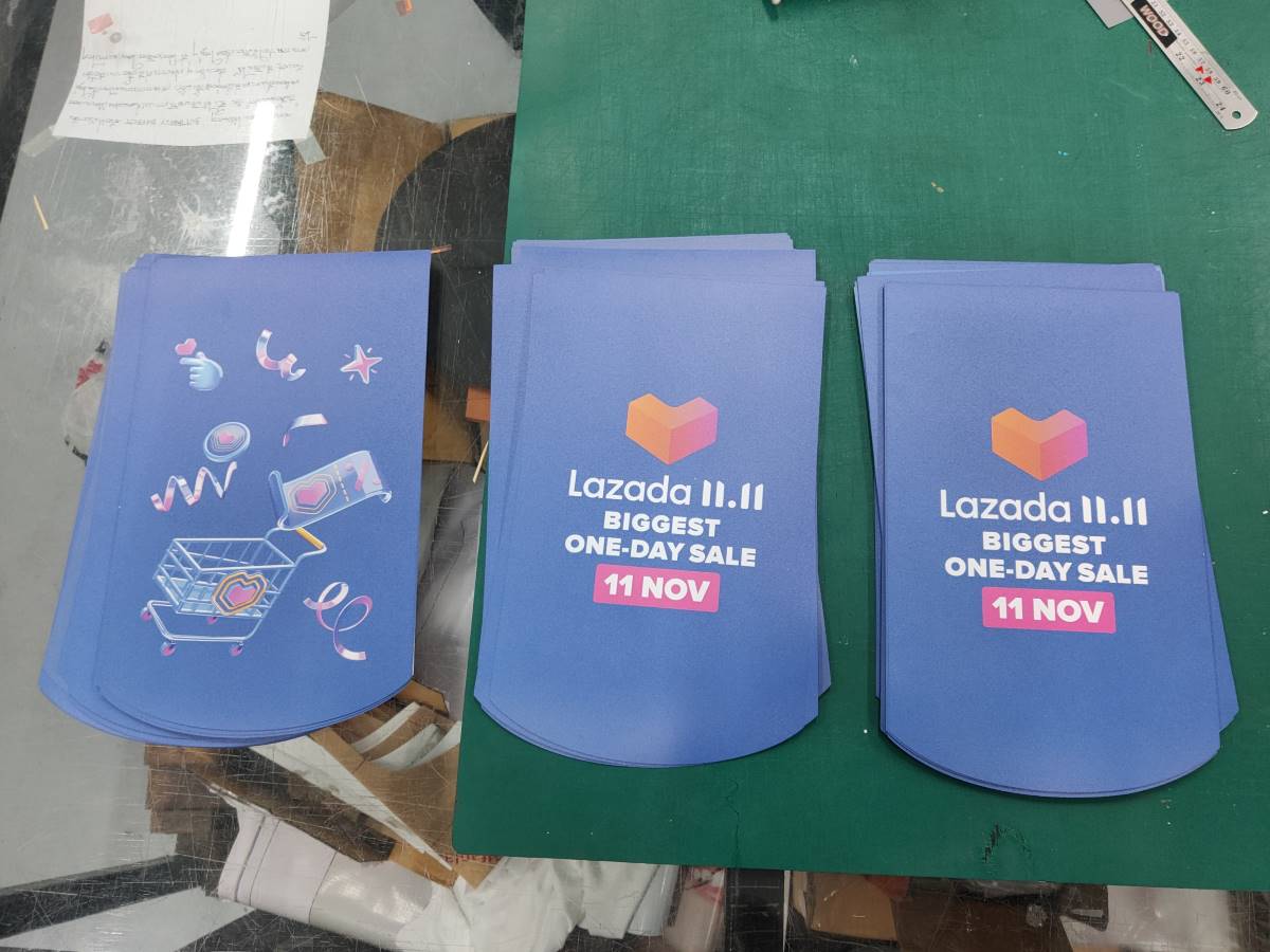 ธงราว Bunting Flag พิมพ์สีสดคมชัด น้ำหนักเบา แข็งแรง เหมาะสำหรับงานอีเวนต์ งานเทศกาล งานโปรโมชัน และตกแต่งหน้าร้าน