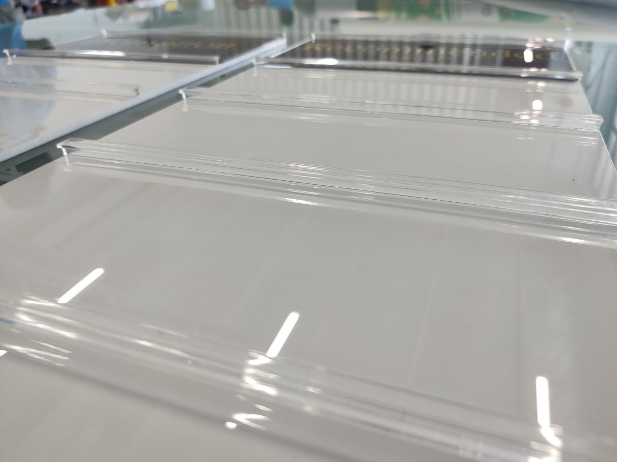 บอร์ดประชาสัมพันธ์อะคริลิค และกรอบอะคริลิคติดผนัง แข็งแรง โปร่งใส เหมาะสำหรับประกาศ โปสเตอร์ เมนู และงานแสดงข้อมูล