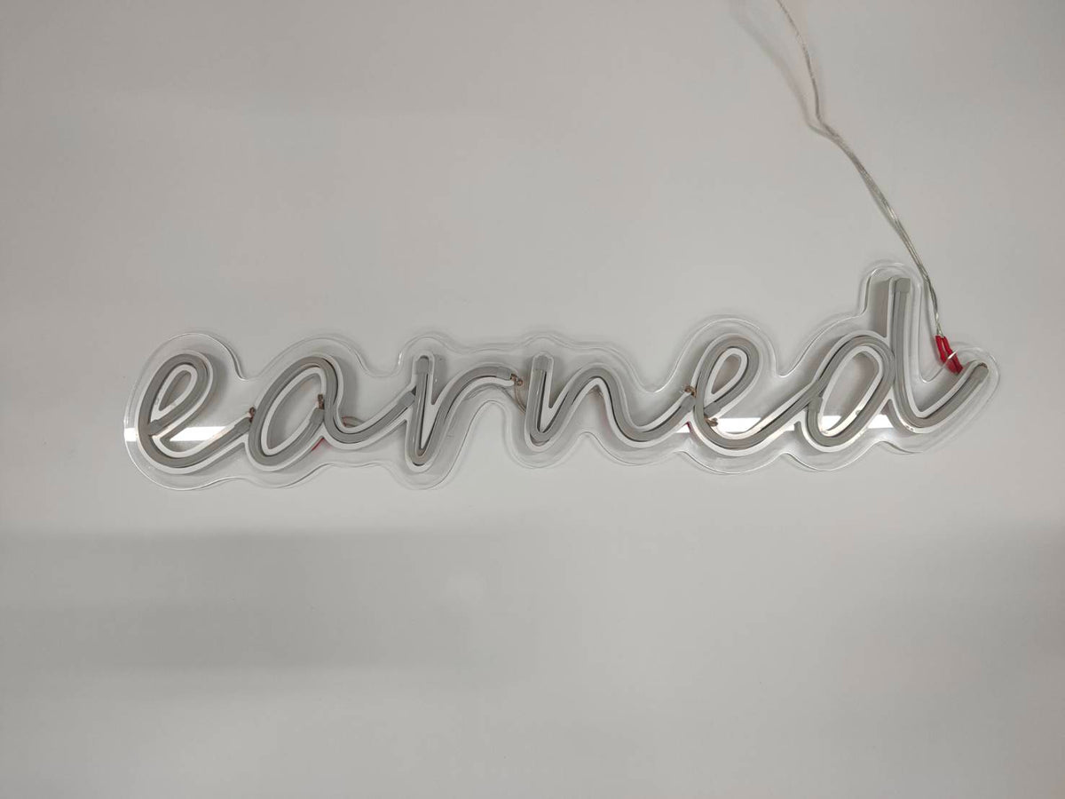 ป้ายไฟนีออน Neon Sign สีสันสดใส ดัดโค้งตามแบบ สวยงามสะดุดตา เหมาะสำหรับร้านอาหาร คาเฟ่ บาร์ และงานตกแต่ง