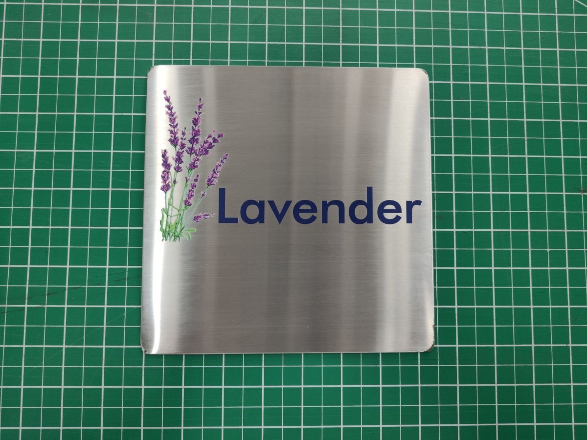 ป้ายสแตนเลส พิมพ์ยูวี คมชัด ทนทาน ดีไซน์หรูหรา เหมาะสำหรับป้ายบริษัท