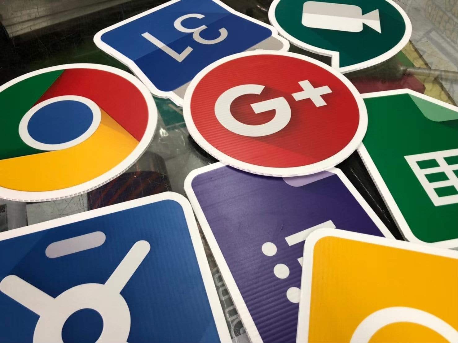 ป้าย ตั้ง พร็อพสแตนดี้น่ารักๆ  ประกอบฉากถ่ายรูป ตกแต่งบูท ทำพร็อพถ่ายรูป