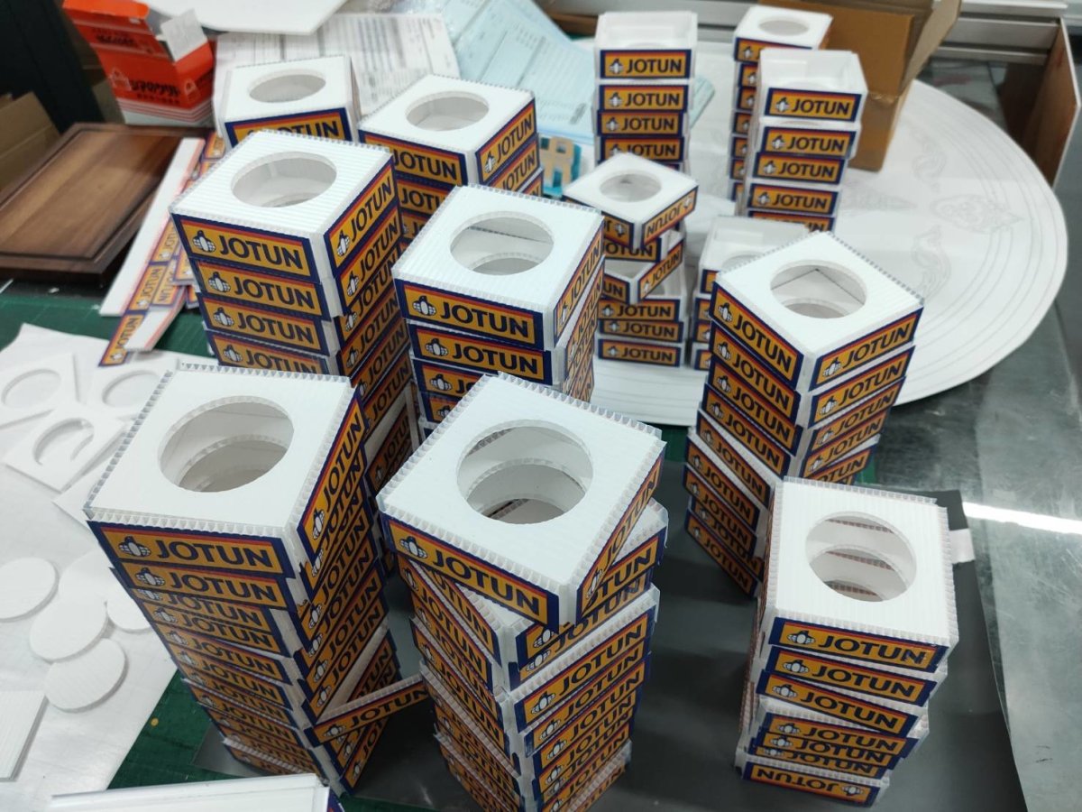 ม็อคอัพสินค้า ราคาถูก Product Mockup พิมพ์คมชัด ดีไซน์เสมือนจริง เหมาะสำหรับโชว์บรรจุภัณฑ์ งานออกบูธ และงานนำเสนอสินค้า