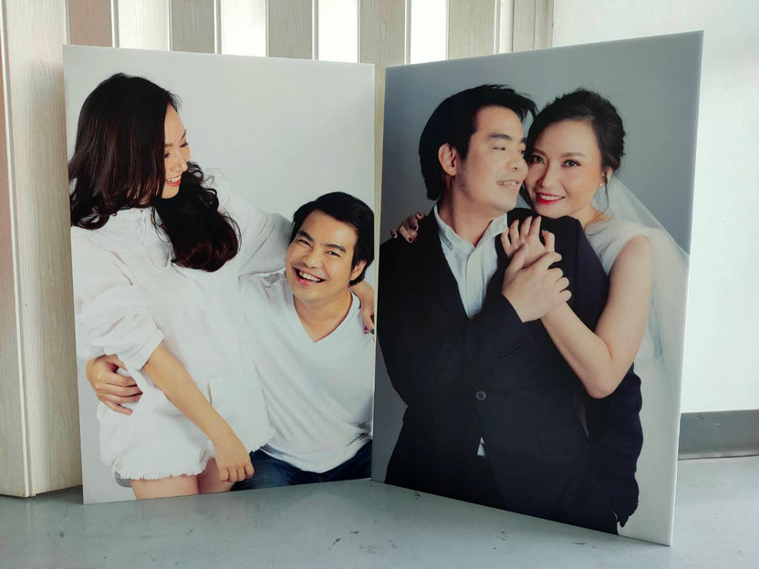 ป้ายงานแต่ง รูปพรีเวดดิ้ง และป้ายโฟมบอร์ด พิมพ์คมชัด ดีไซน์สวย เหมาะสำหรับงานแต่ง งานอีเวนต์ และตกแต่งสถานที่พิเศษ