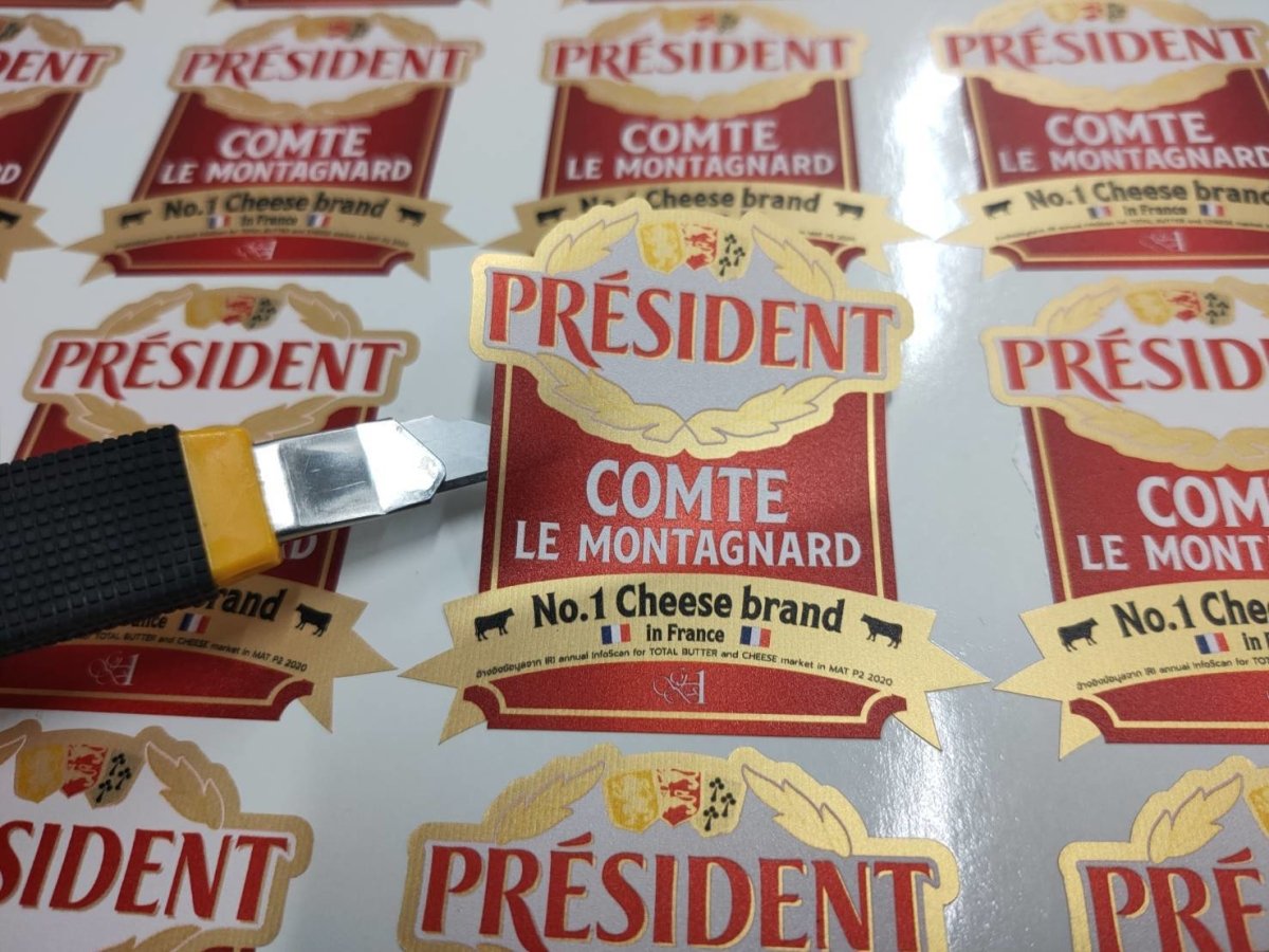 สติ๊กเกอร์สีทอง และสติ๊กเกอร์สีเงิน พิมพ์หรูหรา เพิ่มมูลค่าสินค้า เหมาะสำหรับฉลากบรรจุภัณฑ์ งานพรีเมียม และงานตกแต่ง