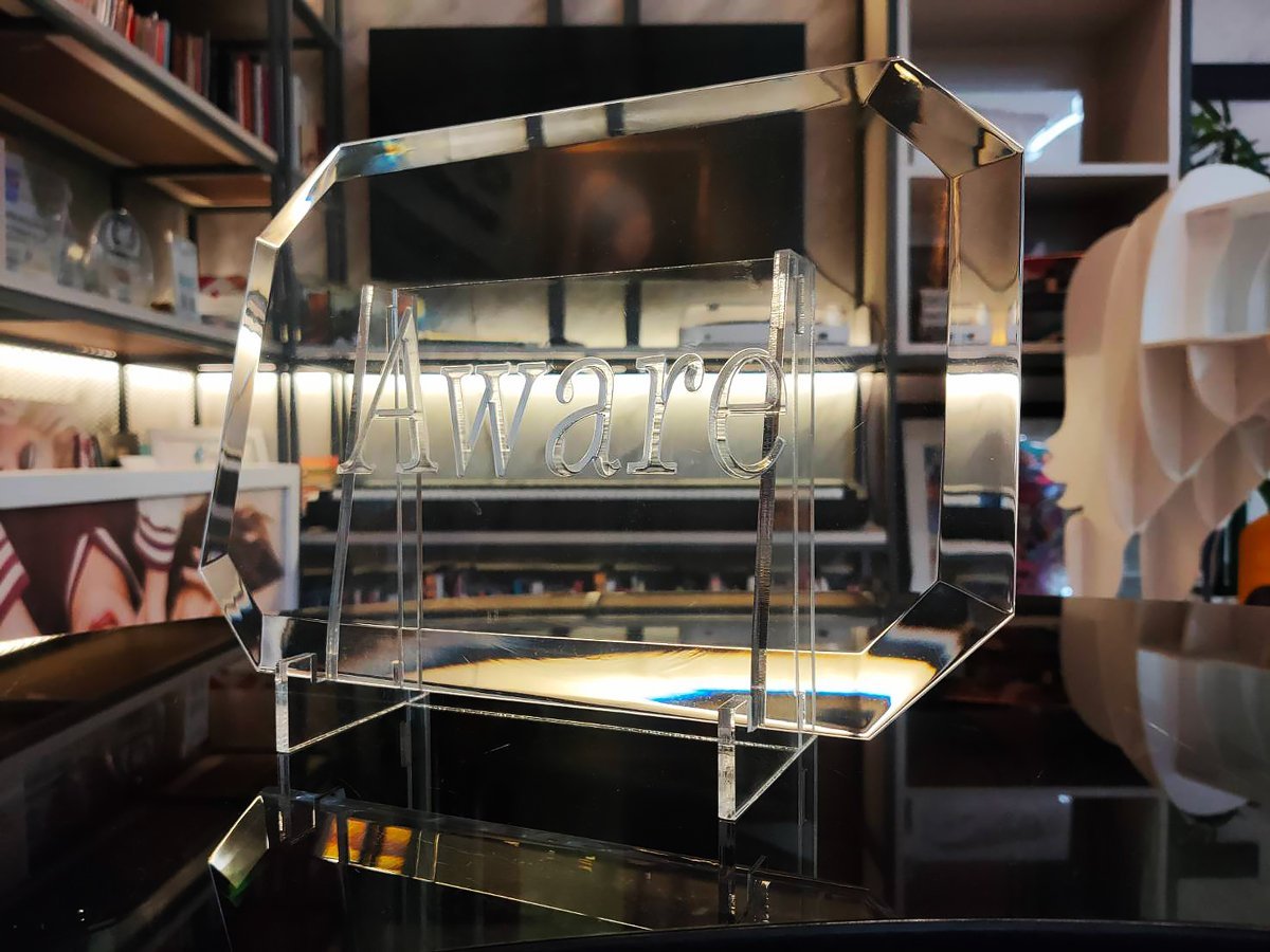 โล่รางวัล Acrylic Trophy Award อะคริลิคใส พิมพ์คมชัด ดีไซน์หรูหรา เหมาะสำหรับงานมอบรางวัล เกียรติยศ การแข่งขัน และงานองค์กร