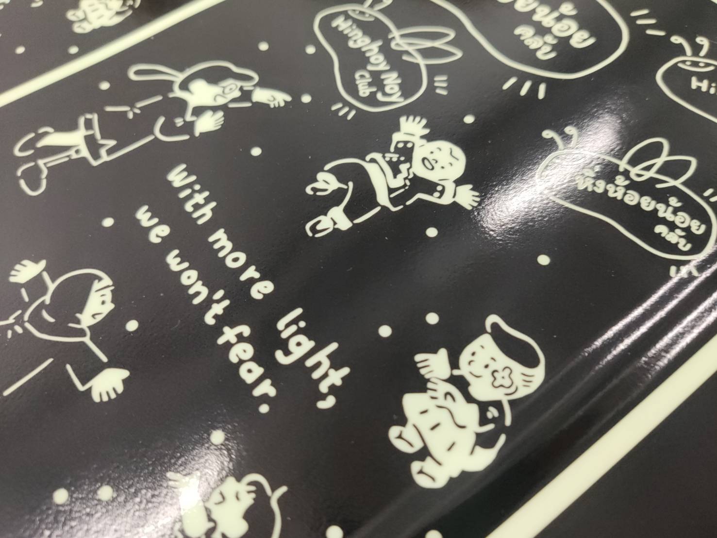 สติ๊กเกอร์เรืองแสง พรายน้ำ Glow in the Dark Sticker มองเห็นชัดในที่มืด เหมาะสำหรับงานตกแต่ง ป้ายความปลอดภัย และงานดีไซน์