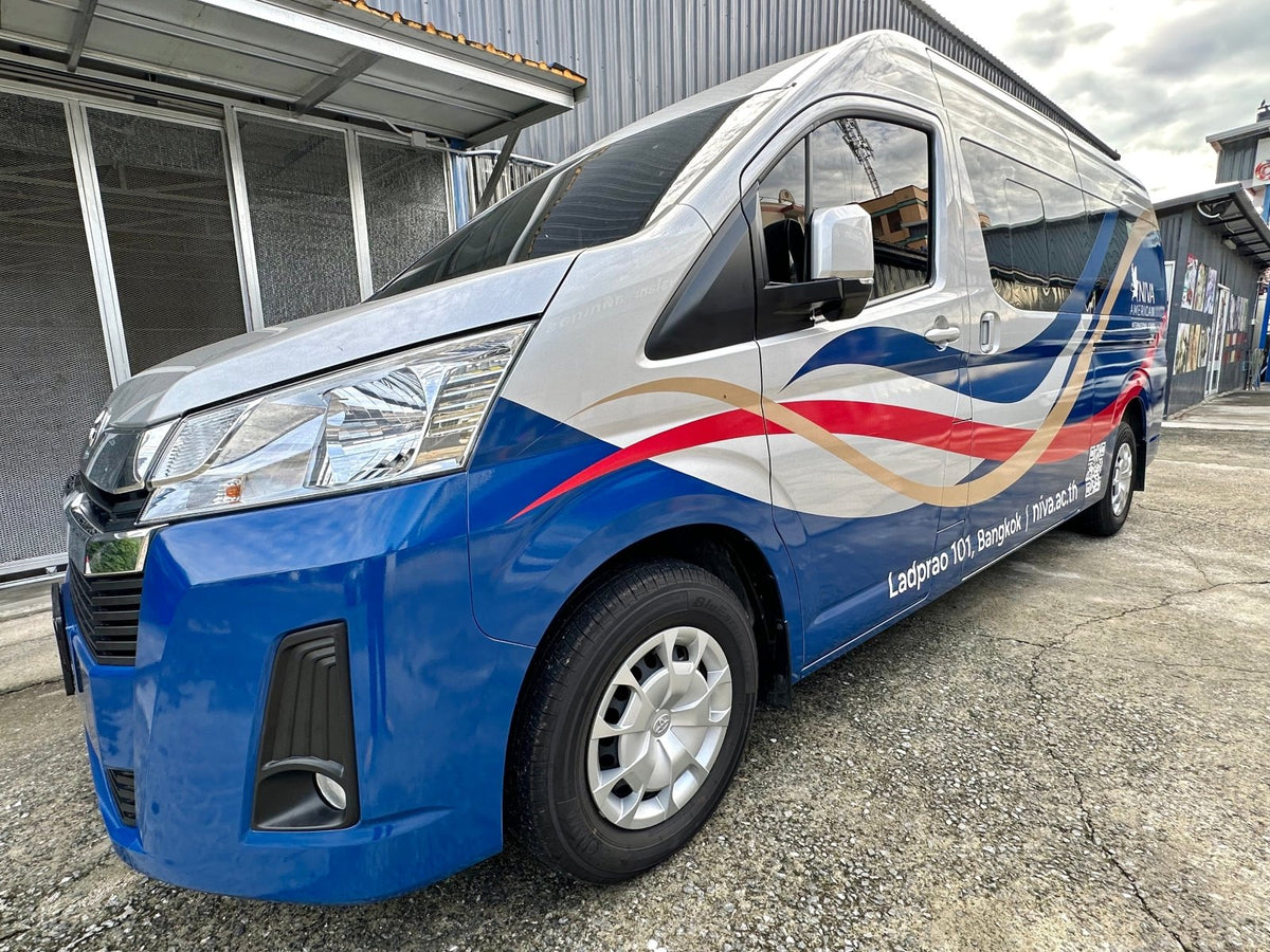 สติ๊กเกอร์ติดรถตู้ Van Wrap Sticker พิมพ์คมชัด วัสดุทนทาน เหมาะสำหรับโฆษณา โปรโมชัน และตกแต่งรถเพื่อสร้างเอกลักษณ์