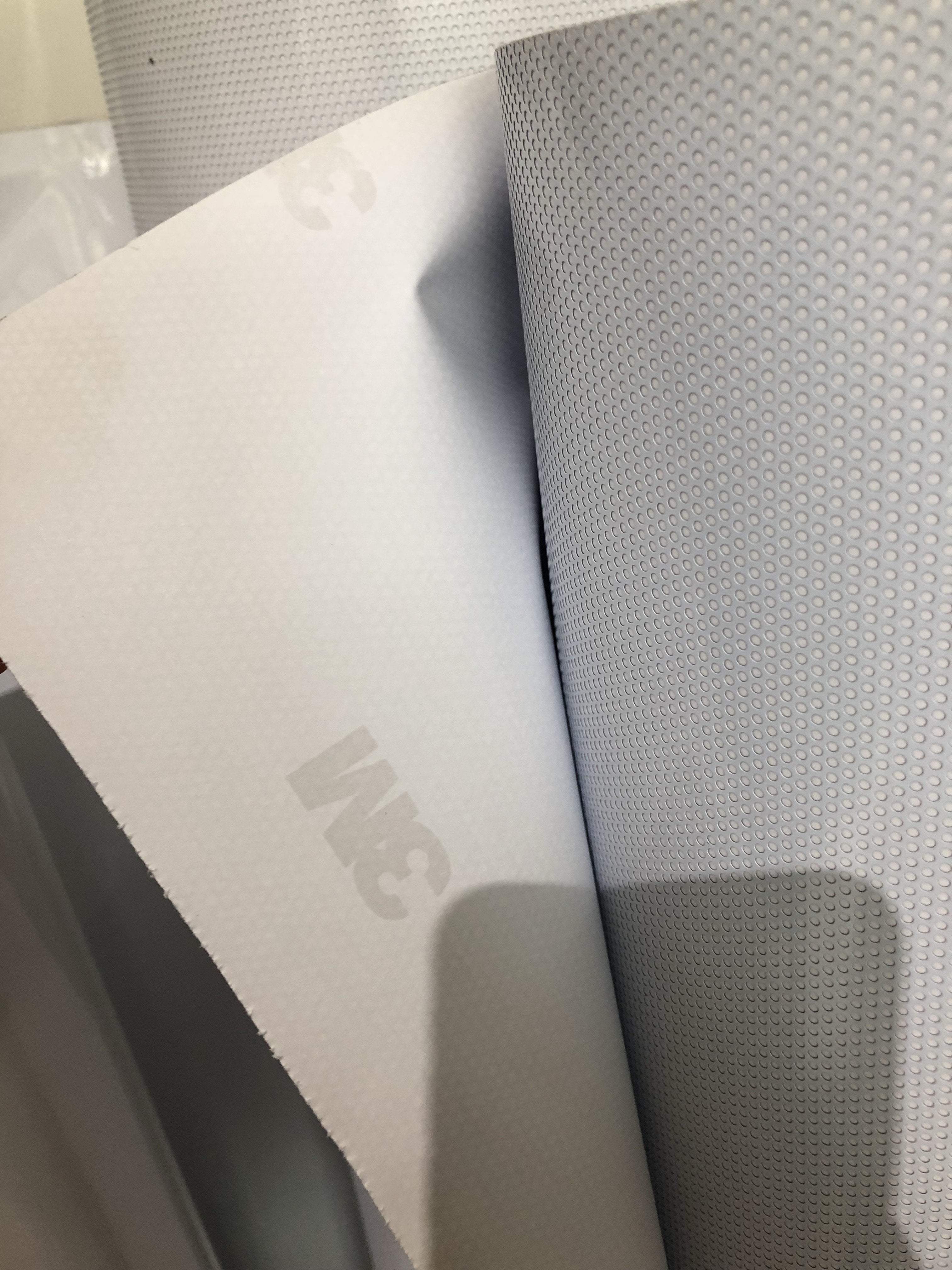 สติ๊กเกอร์ซีทรู See-through One Way Vision มองทะลุจากด้านในได้ พิมพ์คมชัด เหมาะสำหรับติดกระจกอาคารและรถยนต์