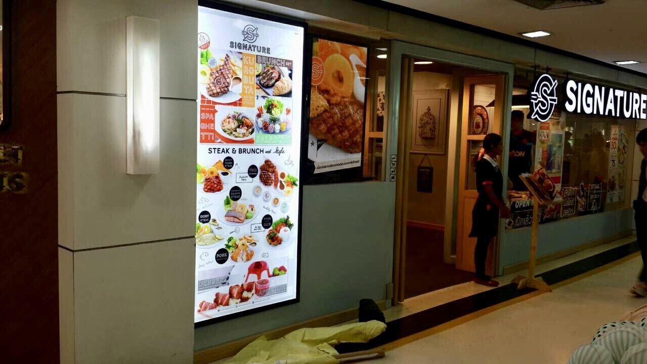 ป้ายไฟ LED Slim Lightbox ป้ายกรอบไฟแบบบาง ดีไซน์ทันสมัย สว่างคมชัด เหมาะสำหรับป้ายโฆษณา หน้าร้าน และงานโปรโมชัน