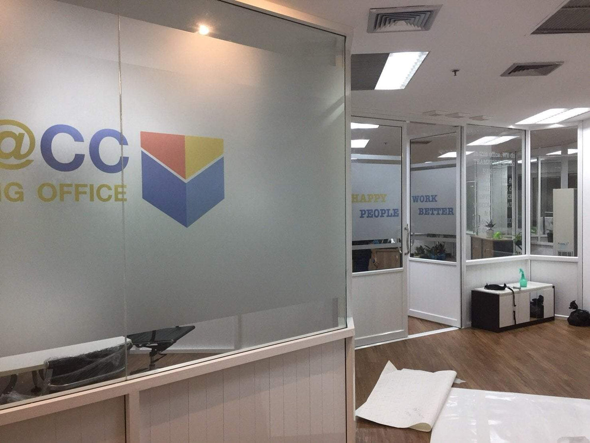 สติ๊กเกอร์ฝ้า ติดกระจก ฟิล์มฝ้าติดกระจก - Octopus Media Solutions