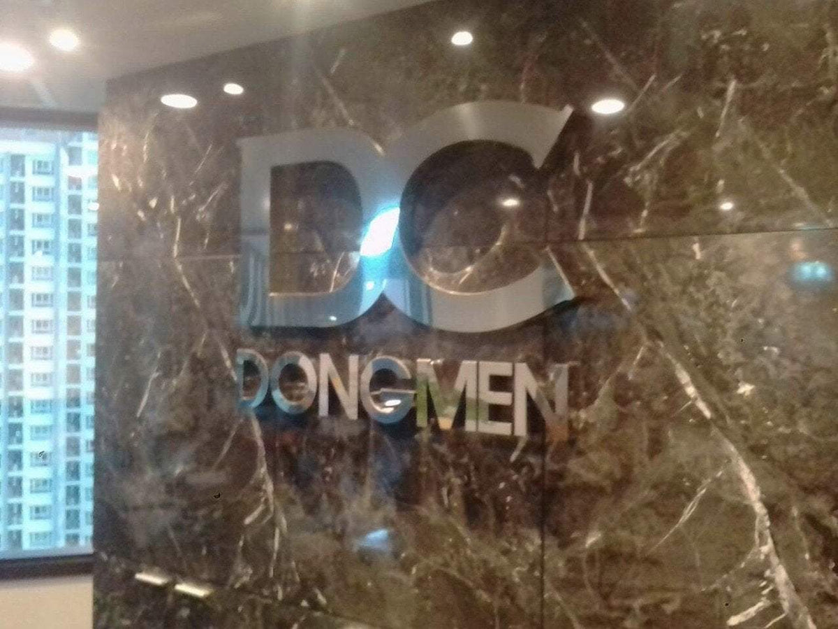 ป้ายตัวอักษรสแตนเลส Stainless Steel Letter Signage หรูหรา แข็งแรง ทนทาน เหมาะสำหรับป้ายบริษัท อาคาร และงานตกแต่ง