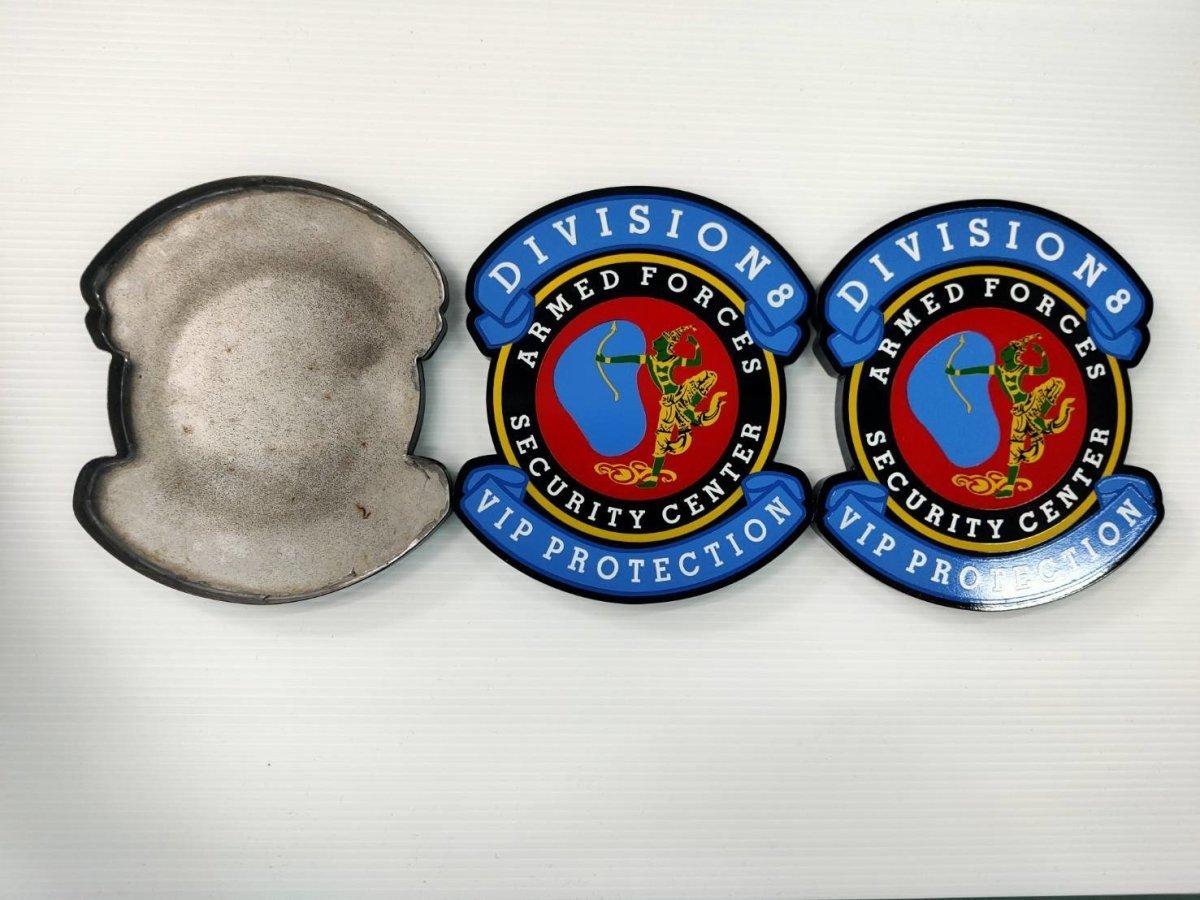 ป้ายอักษรโลหะ และป้ายโลโก้ ดีไซน์หรูหรา แข็งแรง ทนทาน เหมาะสำหรับป้ายบริษัท ร้านค้า และงานตกแต่งอาคาร