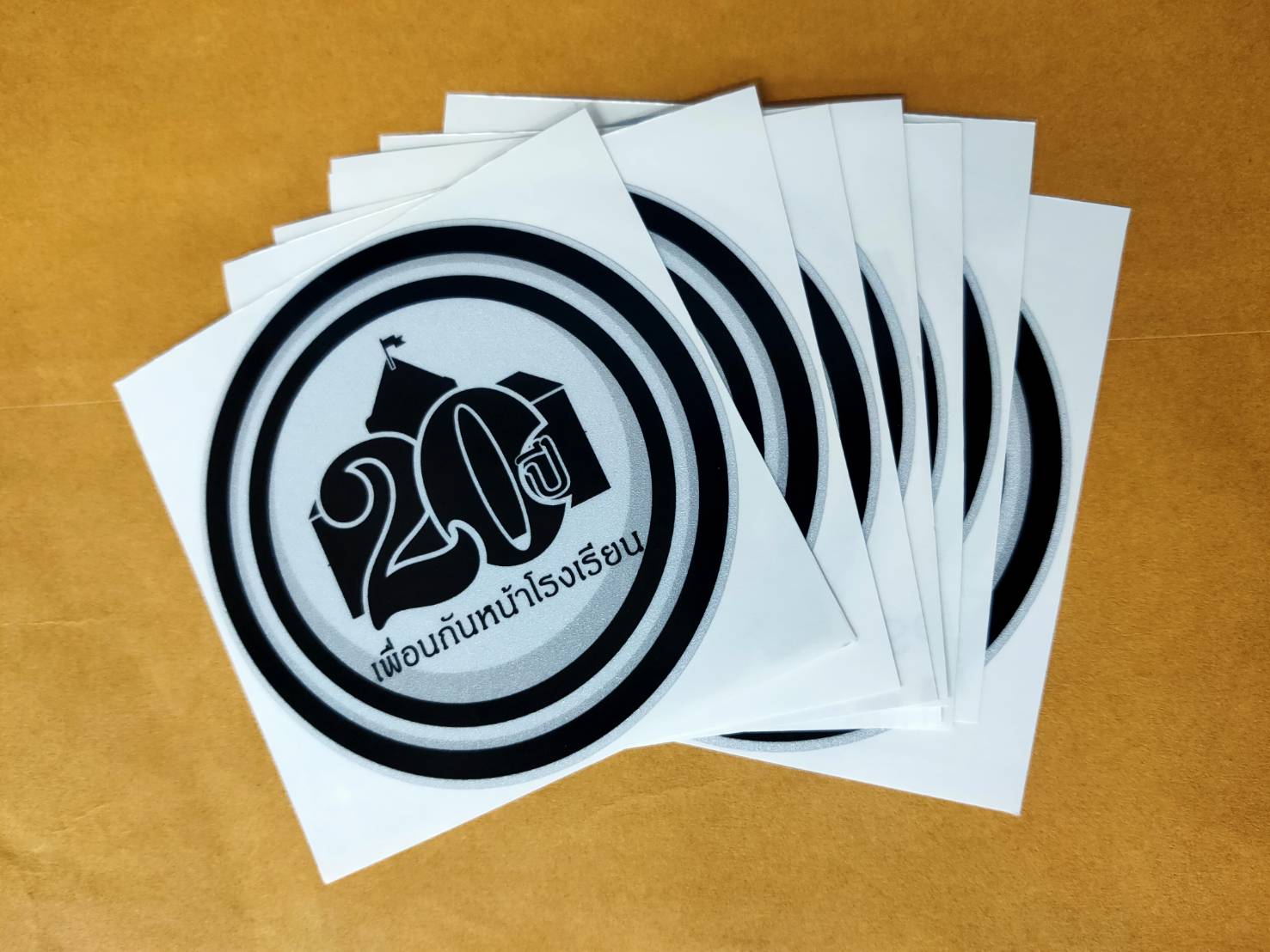 สติ๊กเกอร์กันน้ำ สติ๊กเกอร์ PVC PP สติ๊กเกอร์ไดคัท - Octopus Media Solutions