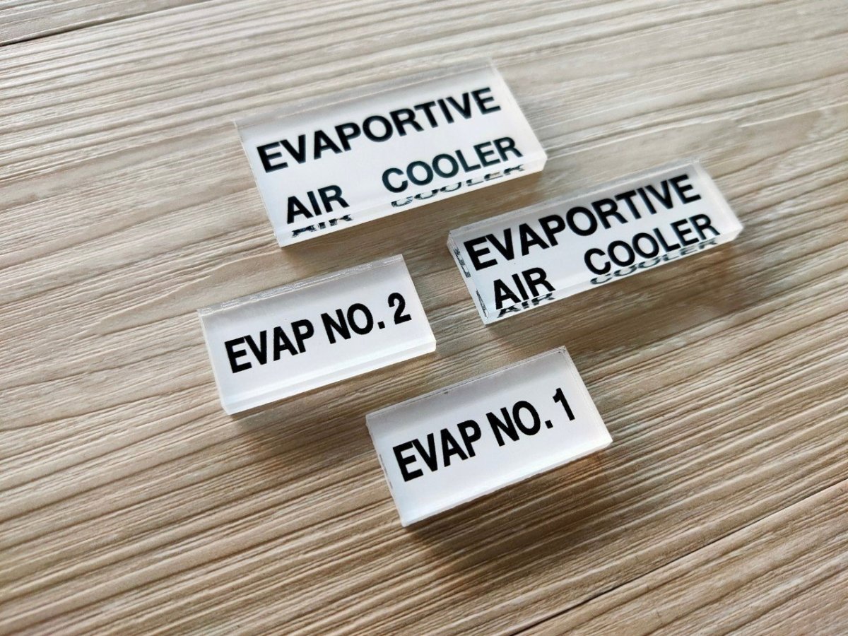 ป้ายอะคริลิคใส และพิมพ์อะคริลิคใส โปร่งใส พิมพ์คมชัด ดีไซน์หรูหรา เหมาะสำหรับป้ายบริษัท ร้านค้า และงานตกแต่งอาคาร