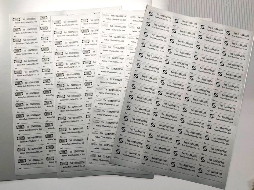 สติ๊กเกอร์ฉลากสินค้า สีทอง สีเงิน พิมพ์หรูหรา เพิ่มมูลค่าแบรนด์ เหมาะสำหรับบรรจุภัณฑ์ สินค้าพรีเมียม และงานโปรโมชัน