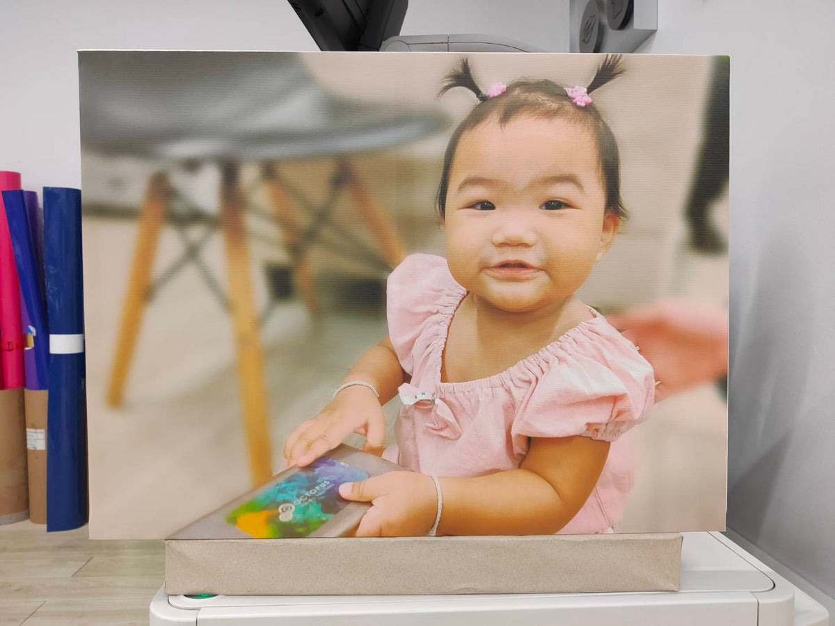 รูปติดผนัง ภาพแคนวาส และรูปกรอบลอย พิมพ์คมชัด สีสวยทนทาน เหมาะสำหรับตกแต่งบ้าน ร้านค้า และออฟฟิศ