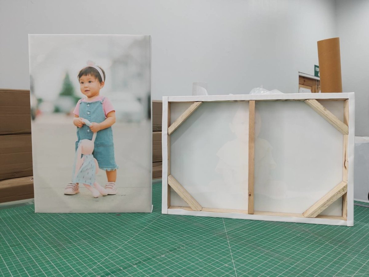 รูปติดผนัง ภาพแคนวาส และรูปกรอบลอย พิมพ์คมชัด สีสวยทนทาน เหมาะสำหรับตกแต่งบ้าน ร้านค้า และออฟฟิศ