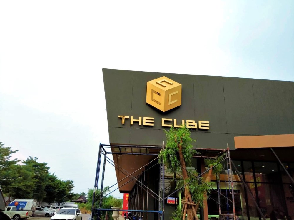 ป้ายไฟตัวอักษร ป้ายไฟสแตนเลส - Octopus Media Solutions