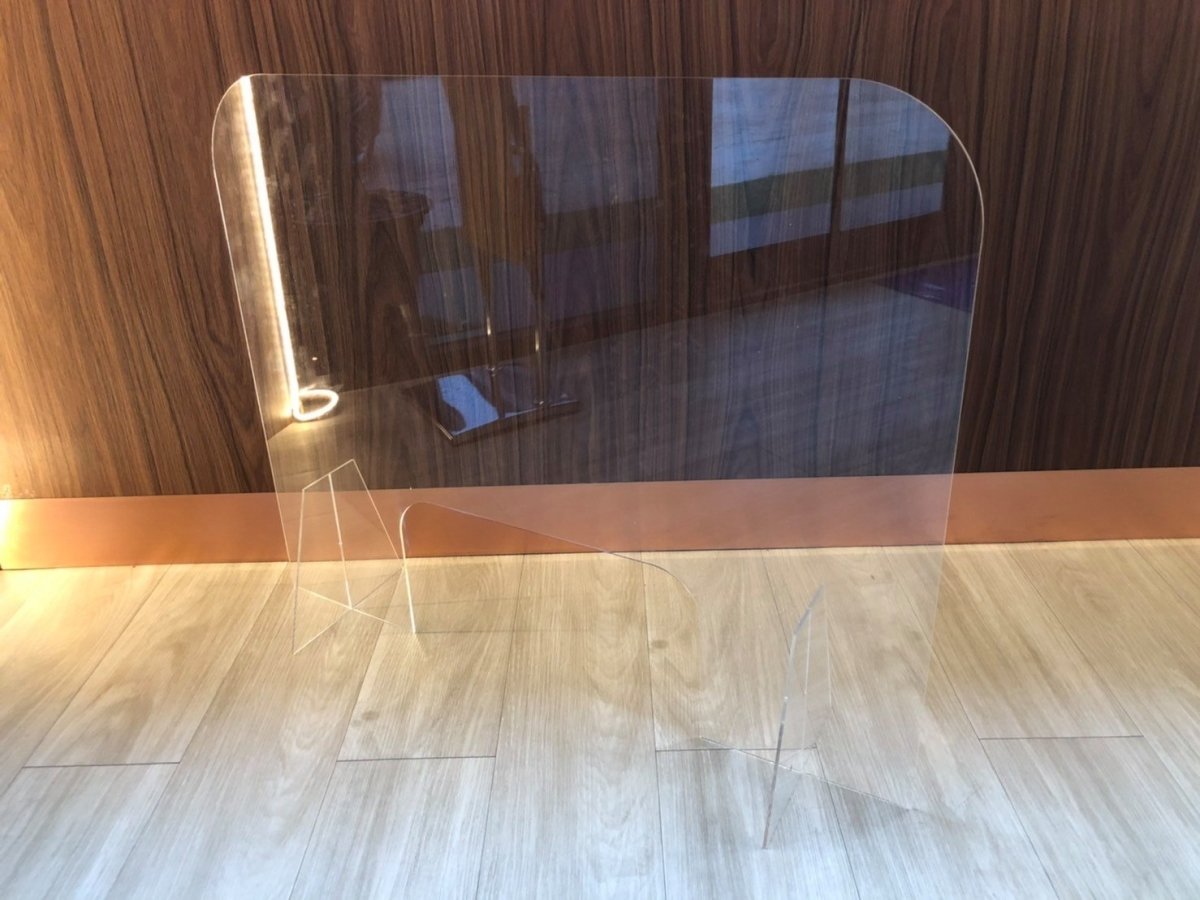 ฉากอะคริลิค ฉากกั้นโควิคสำเร็จรูปและแบบสั่งทำพิเศษ กล่องกันเชื้อ