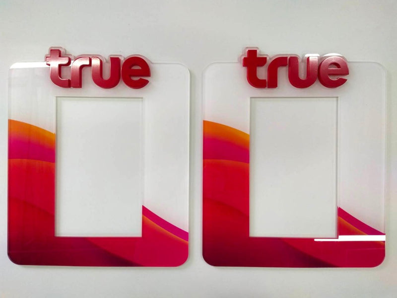 ป้ายอะคริลิคติดผนัง และอะคริลิคตัวอักษร พิมพ์คมชัด ดีไซน์หรูหรา เหมาะสำหรับป้ายบริษัท ร้านค้า และงานตกแต่งอาคาร