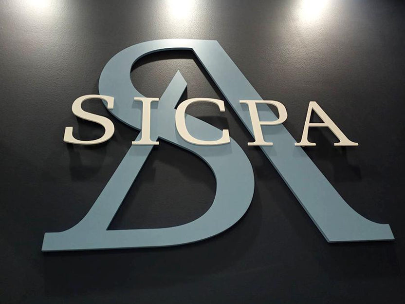 ป้ายอะคริลิคติดผนัง และอะคริลิคตัวอักษร พิมพ์คมชัด ดีไซน์หรูหรา เหมาะสำหรับป้ายบริษัท ร้านค้า และงานตกแต่งอาคาร