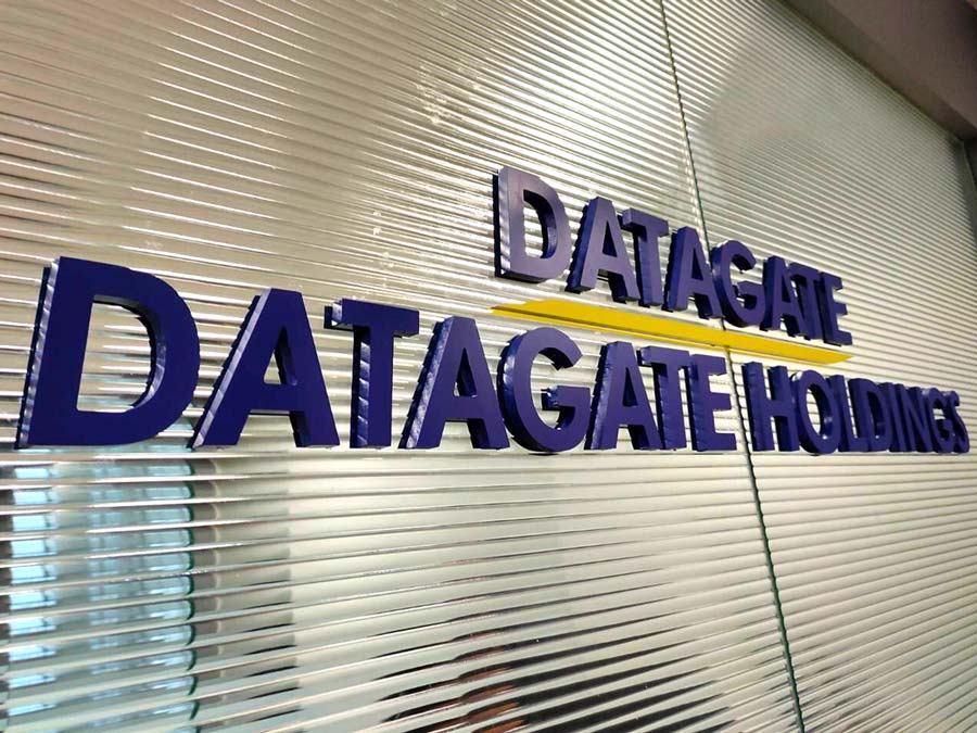 ป้ายอะคริลิกตัวอักษรนูน พ่นสี อะคริลิกไดคัทตัวอักษร Acrylic ตัวอักษรทำสี