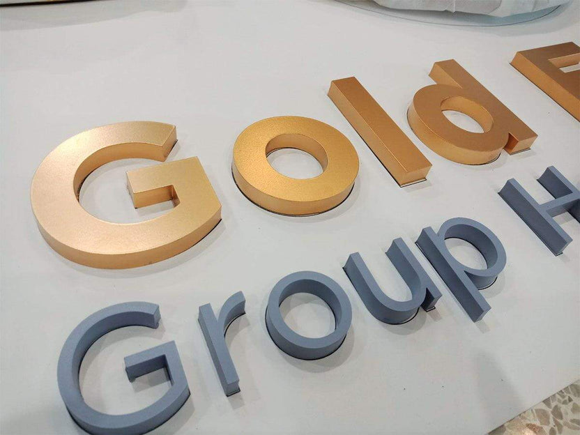 ป้ายอักษรอะคริลิก ตัวตัวอักษร ภาษาอังกฤษ ราคาถูก อะคริลิกตัวนูน ทำสีทอง อะคริกสี พร้อมติดตั้ง