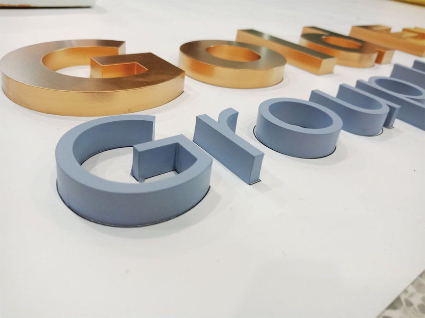 ป้ายอักษรอะคริลิก ตัวตัวอักษร ภาษาอังกฤษ ราคาถูก อะคริลิกตัวนูน ทำสี พร้อมติดตั้ง ป้ายแผนก ป้ายหน่วยงาน ป้ายกรม ป้ายกองงาน