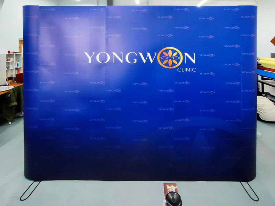 Backdrop แบคดรอปสำเร็จรูป พิมพ์คมชัด ติดตั้งง่าย เหมาะสำหรับงานอีเวนต์ นิทรรศการ และงานโปรโมชัน