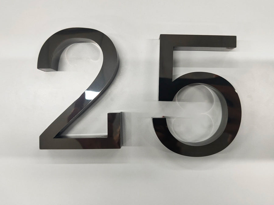 ป้ายตัวอักษรสแตนเลส Stainless Steel Letter Signage หรูหรา แข็งแรง ทนทาน เหมาะสำหรับป้ายบริษัท อาคาร และงานตกแต่ง